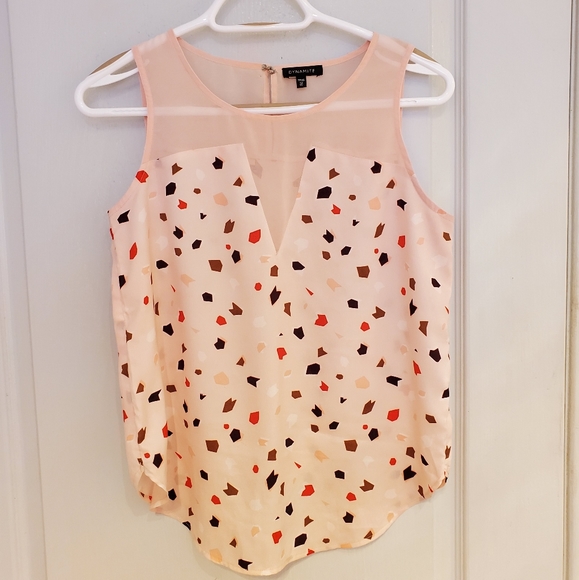 Dynamite Sleeveless top - Picture 3 of 7